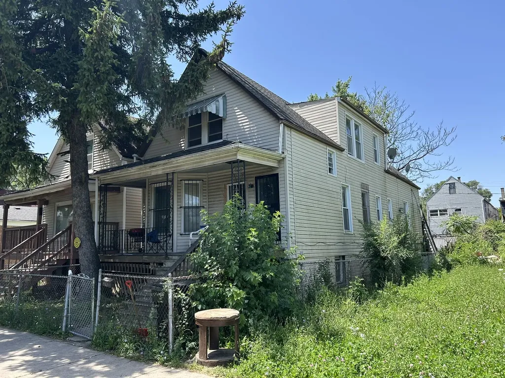 7010 South Marshfield Avenue Chicago IL 60636