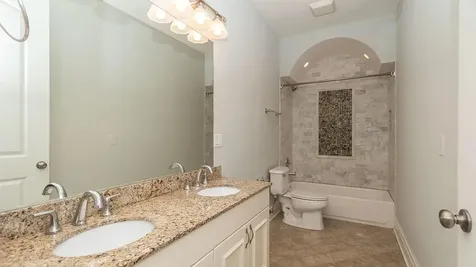 3929 North Western Avenue Chicago IL 60618