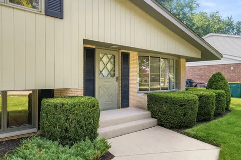 612 Bethel Drive Joliet IL 60435