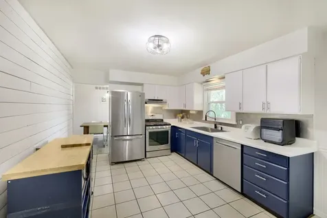 1434 Maple Lane Elgin IL 60123