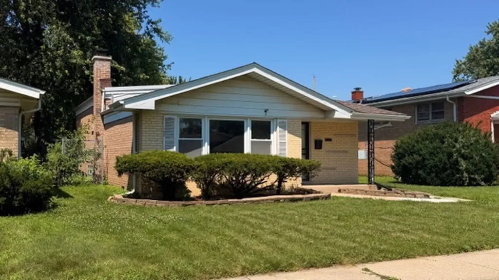 14504 Kenwood Avenue Dolton IL 60419