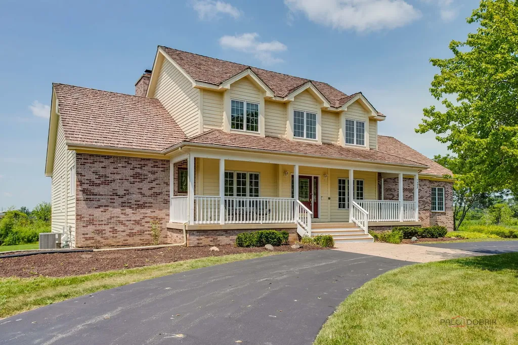 1400 Eagle Ridge Drive Antioch IL 60002