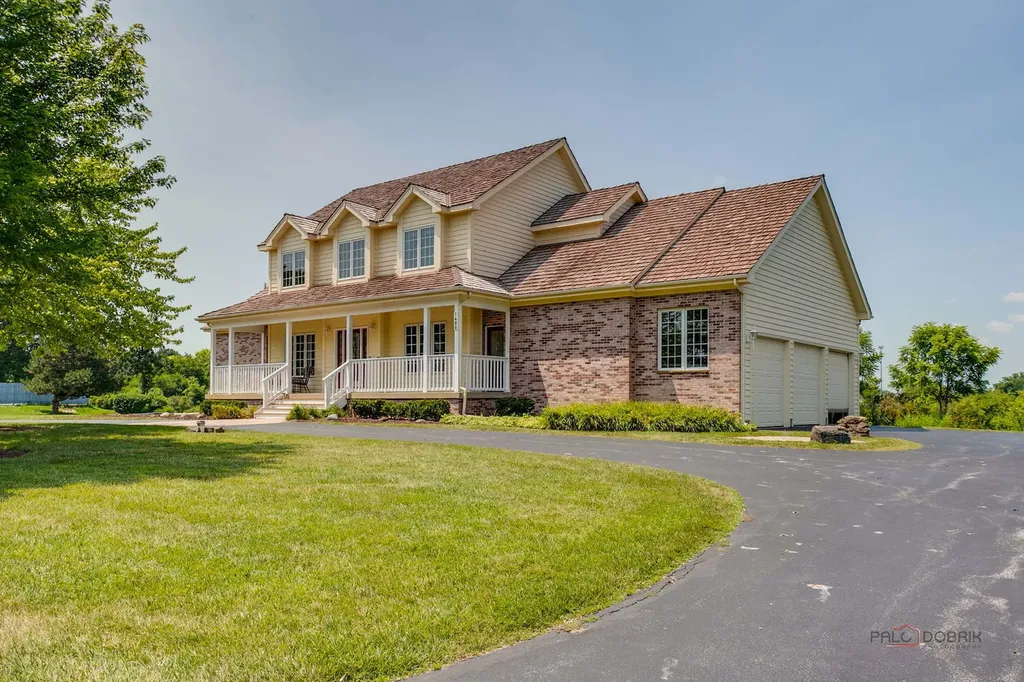 1400 Eagle Ridge Drive Antioch IL 60002
