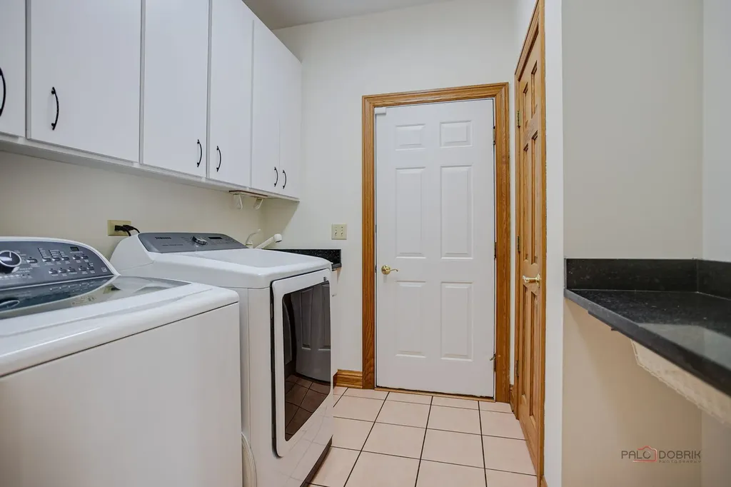 1400 Eagle Ridge Drive Antioch IL 60002