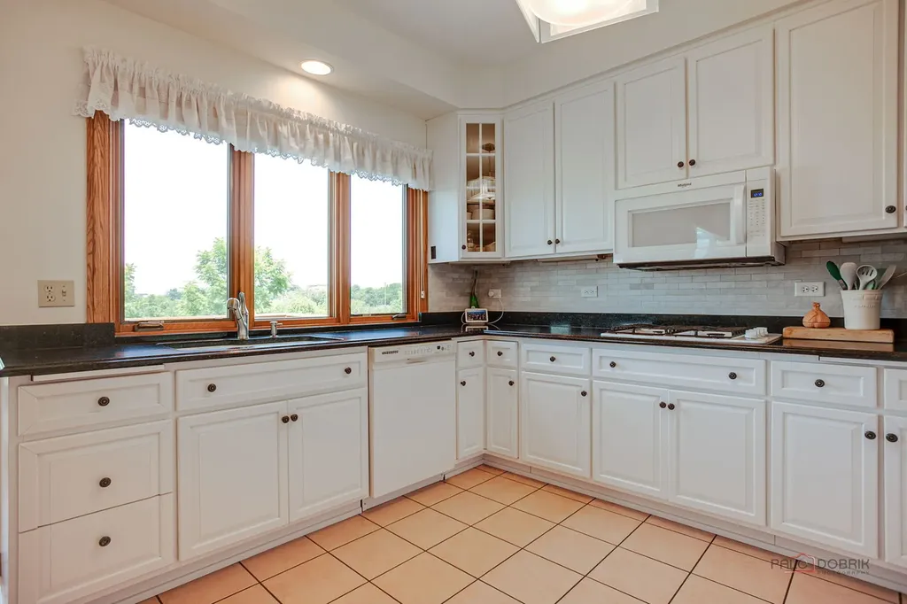 1400 Eagle Ridge Drive Antioch IL 60002