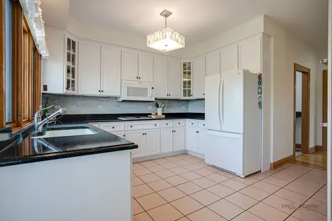 1400 Eagle Ridge Drive Antioch IL 60002