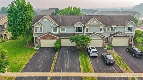1284 West Lake Drive Cary IL 60013