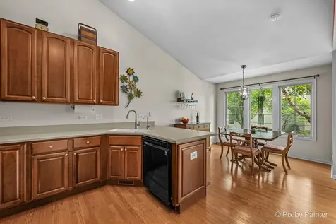 1284 West Lake Drive Cary IL 60013
