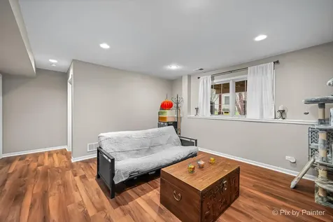 1284 West Lake Drive Cary IL 60013