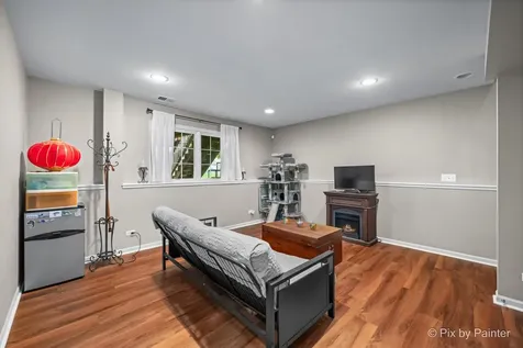1284 West Lake Drive Cary IL 60013