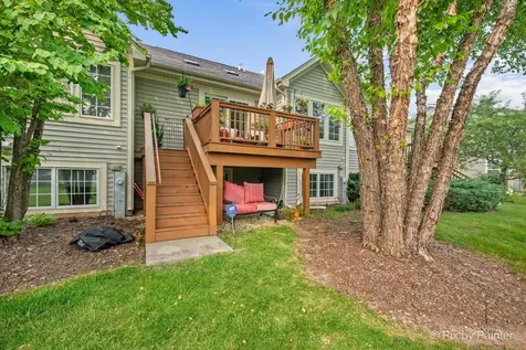 1284 West Lake Drive Cary IL 60013
