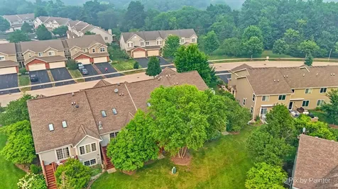1284 West Lake Drive Cary IL 60013