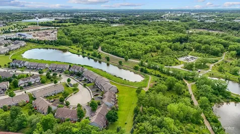 1284 West Lake Drive Cary IL 60013