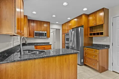 1675 Sherwood Road Highland Park IL 60035