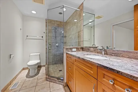 1675 Sherwood Road Highland Park IL 60035