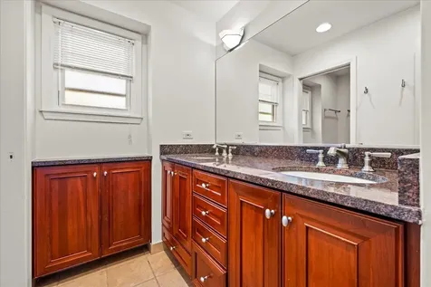 1675 Sherwood Road Highland Park IL 60035