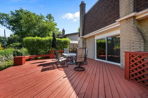 1675 Sherwood Road Highland Park IL 60035
