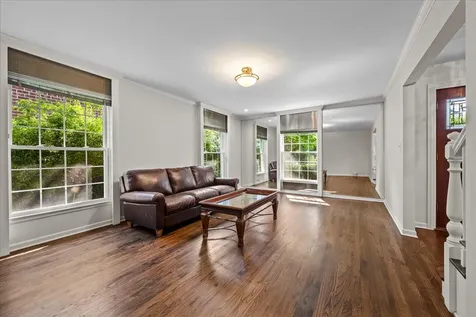 1675 Sherwood Road Highland Park IL 60035