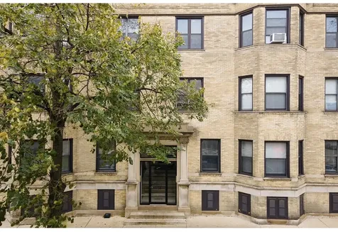 917 West Waveland Avenue Chicago IL 60613