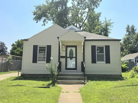 1312 Richmond Street Joliet IL 60435