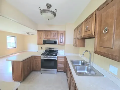 1312 Richmond Street Joliet IL 60435