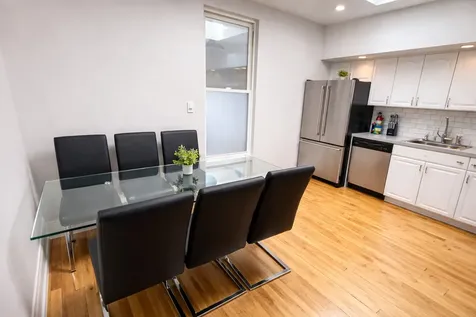736 South Oakley Boulevard Chicago IL 60612