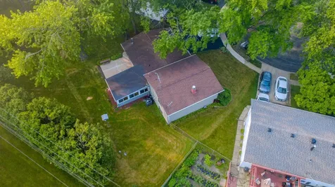 7979 Huntington Circle N Hanover Park IL 60133