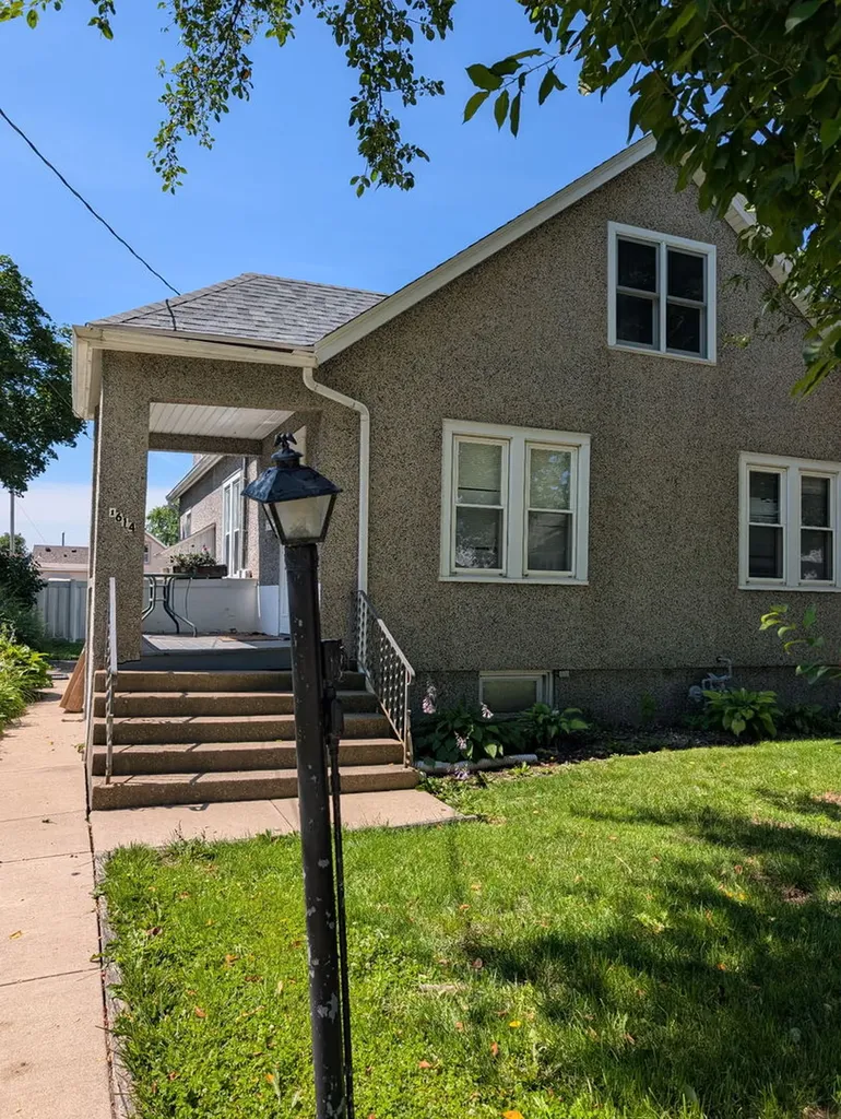 1614 7TH Street Peru IL 61354