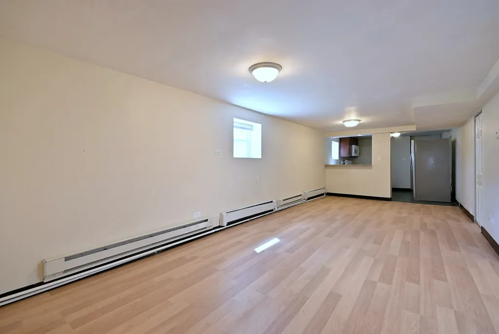4703 West Parker Avenue Chicago IL 60639