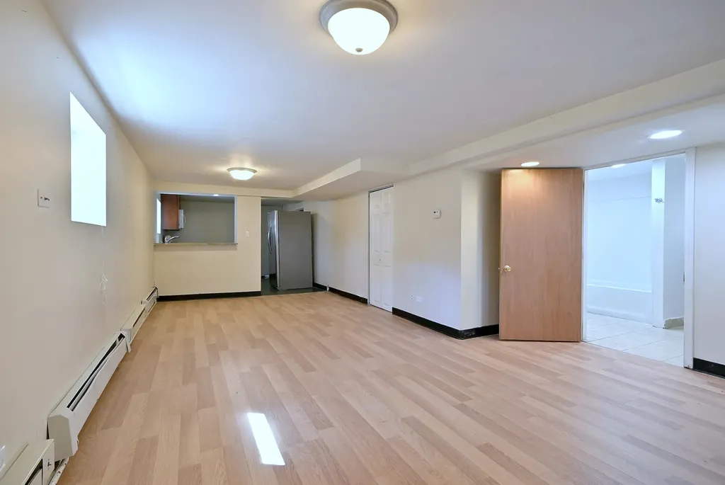 4703 West Parker Avenue Chicago IL 60639