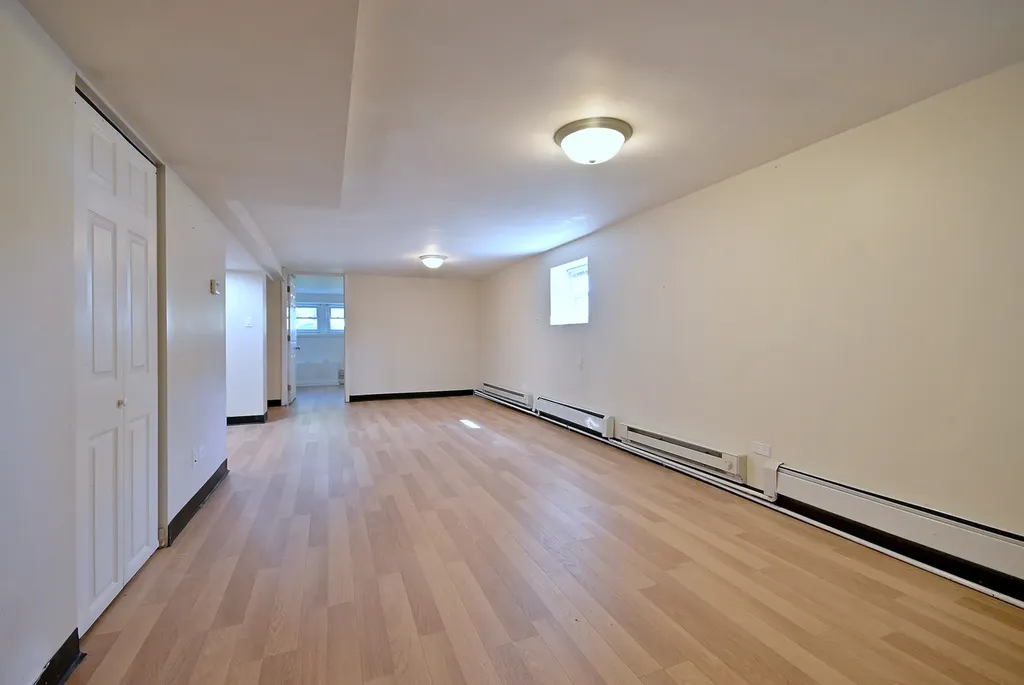 4703 West Parker Avenue Chicago IL 60639
