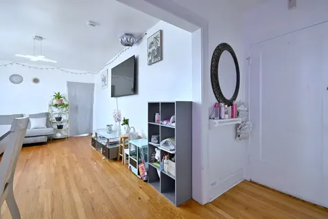 4703 West Parker Avenue Chicago IL 60639