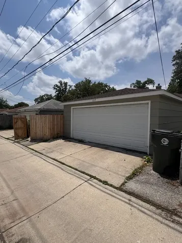 137 Linden Avenue Bellwood IL 60104