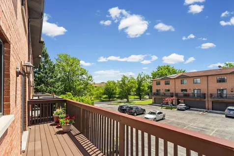 1339 East Central Road Arlington Heights IL 60005