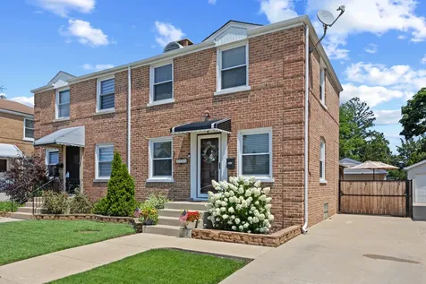 3723 North Pacific Avenue Chicago IL 60634