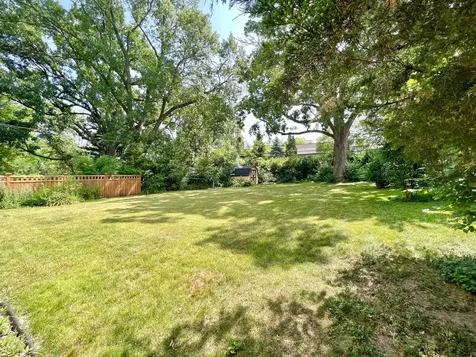 4633 Oakwood Avenue Downers Grove IL 60515