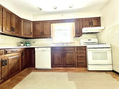 4633 Oakwood Avenue Downers Grove IL 60515