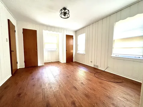 4633 Oakwood Avenue Downers Grove IL 60515