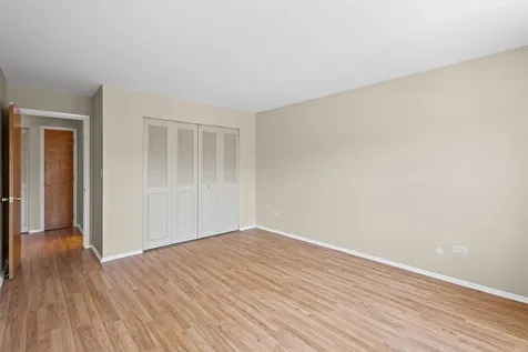 5005 Enfield Avenue Skokie IL 60077