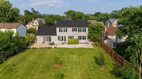 10S168 Oneill Drive Burr Ridge IL 60527