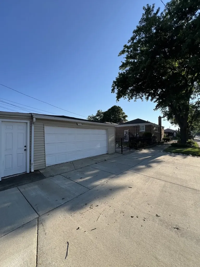 4501 South Lawler Avenue Chicago IL 60638