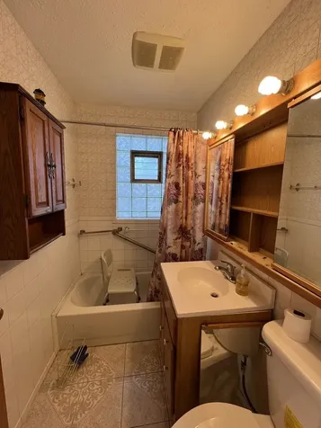 4501 South Lawler Avenue Chicago IL 60638