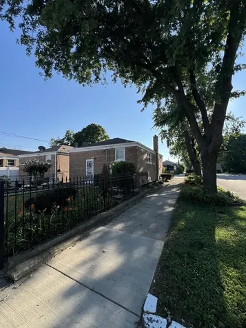 4501 South Lawler Avenue Chicago IL 60638