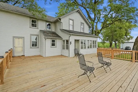 2737 East Indiana Avenue Beecher IL 60401