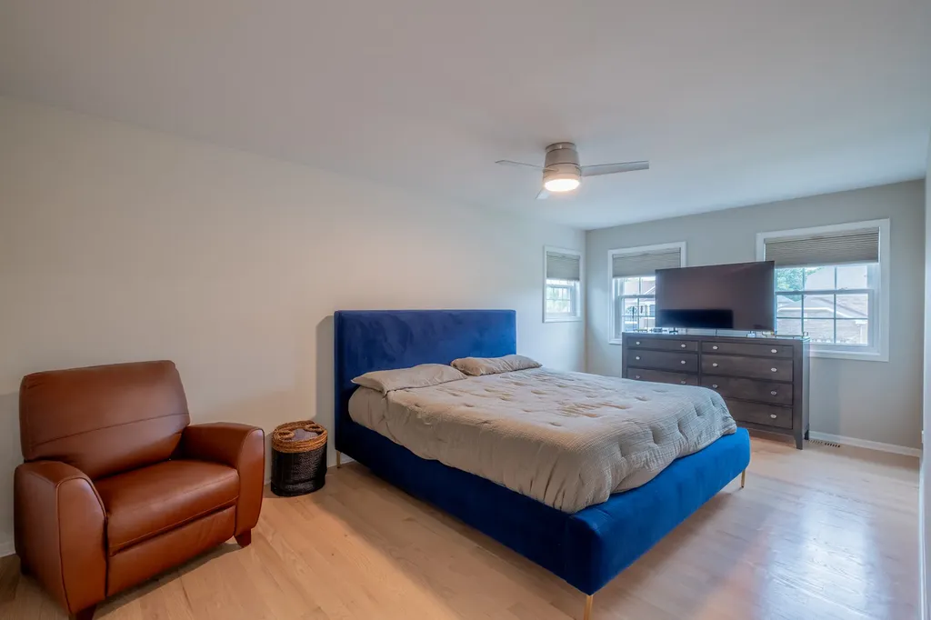 4527 Hatch Lane Lisle IL 60532
