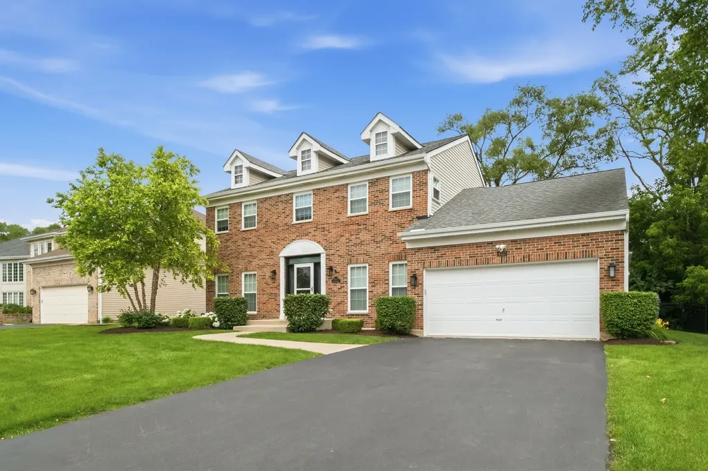 4527 Hatch Lane Lisle IL 60532