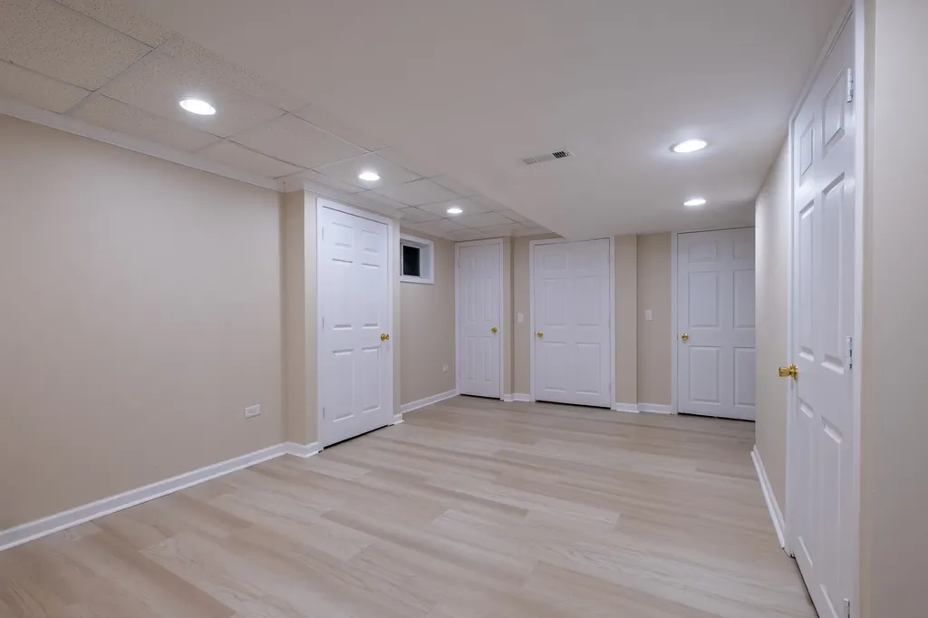 4527 Hatch Lane Lisle IL 60532