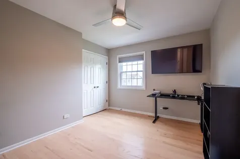 4527 Hatch Lane Lisle IL 60532