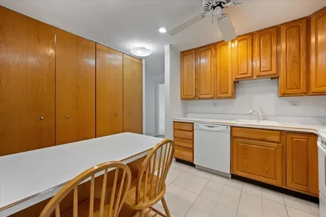 900 East Wilmette Road Palatine IL 60074