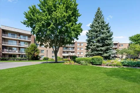 900 East Wilmette Road Palatine IL 60074